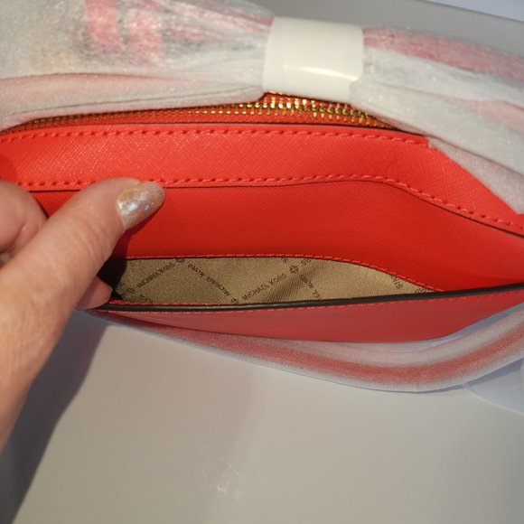 Michael Kors Jet Set Large Saffiano Leather Crossbody Bag- Coral NWT - Picture 9 of 12